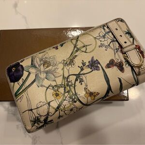 GUCCI Floral Print Zip Wallet - Cream/White
